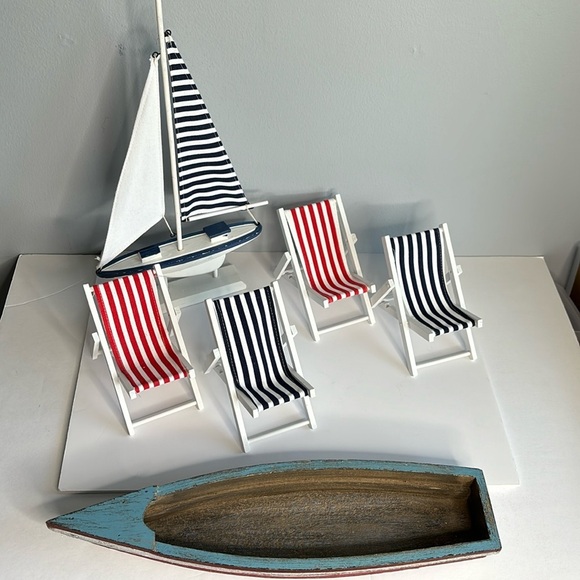 NAUTICAL DECOR (BOATS & CHAIRS) - Picture 1 of 7